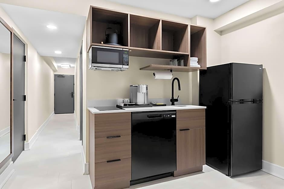 Latitude Suites Tinton Falls Eatontown - BW Premier Collection