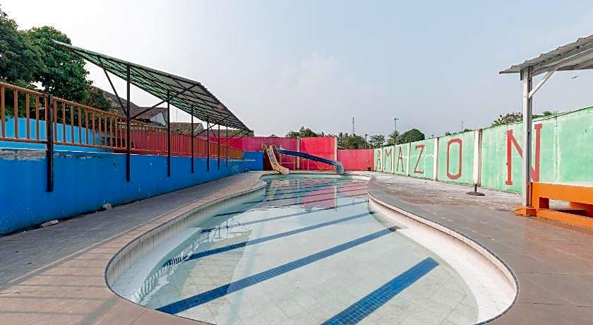 RedDoorz Syariah @ Cibadak Sukabumi