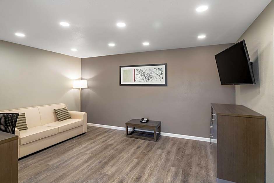Super 8 by Wyndham Eureka