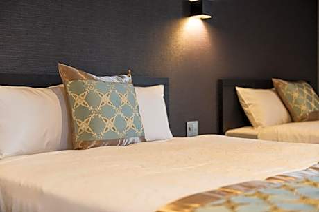 Comfort Triple Room