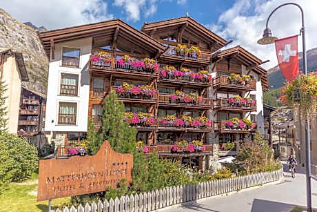 Matterhorn Lodge Hotel & Appartements