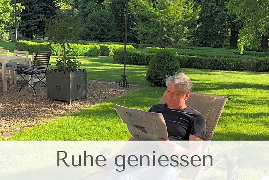 Gutshaus Volzrade Hotel & Ferienwohnungen in Elbnähe