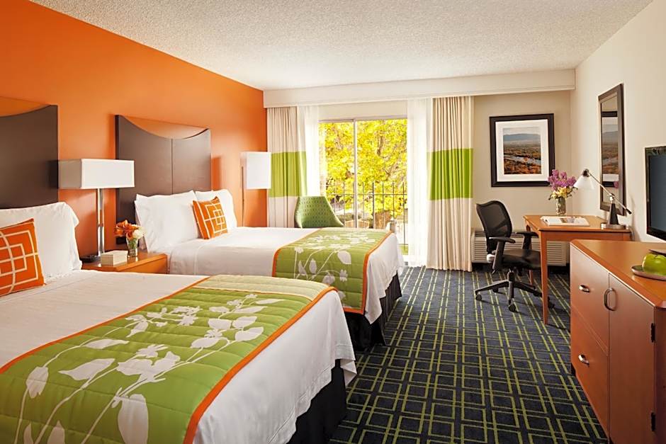 The Querque Hotel