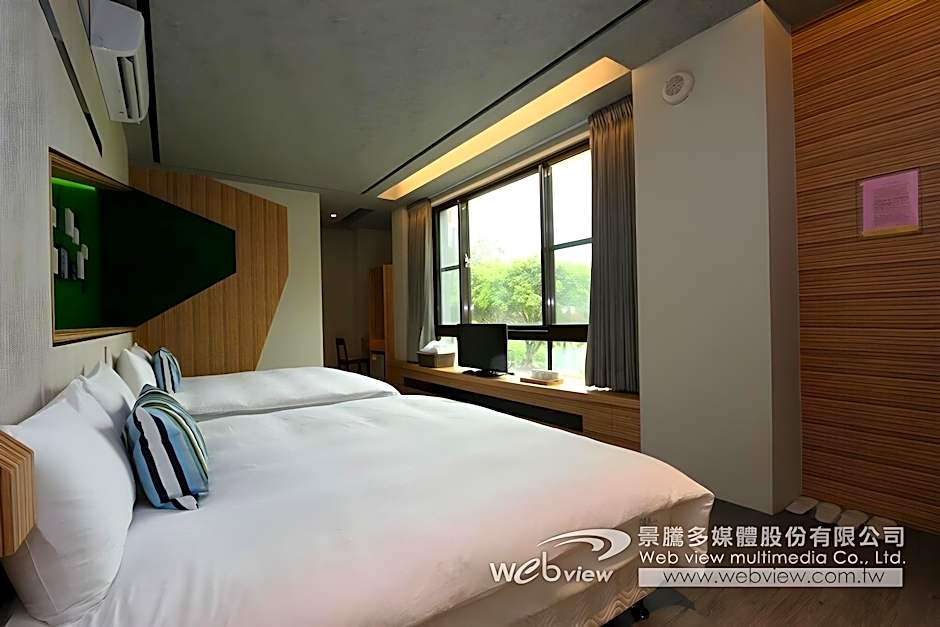 Ruo Shui Hotspring Hotel