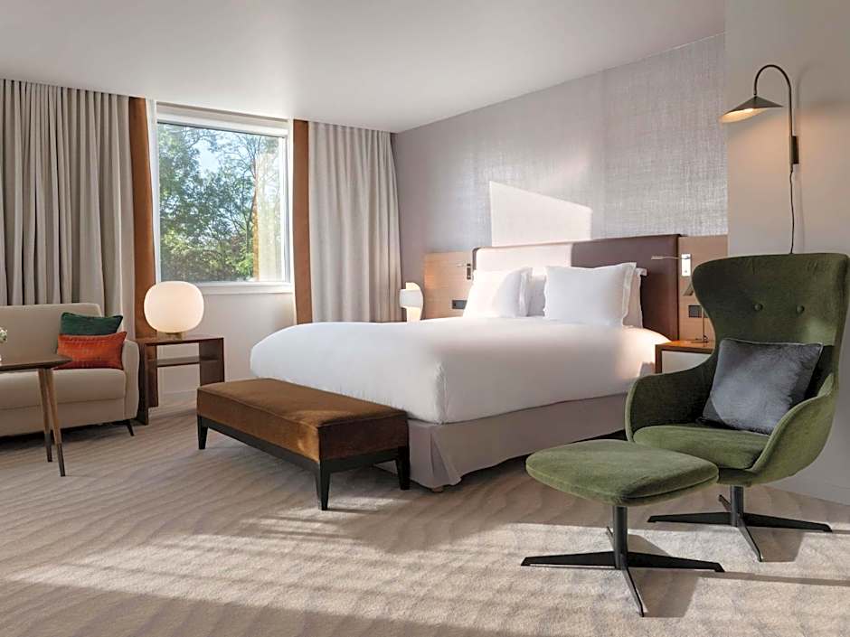 Photo 1 of 4 of Prestige 1 King Bed Suite, Panoramic View