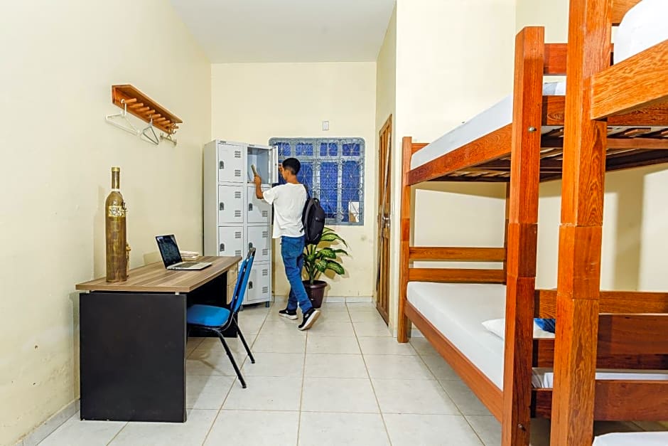 Hostel Filhos da Promessa