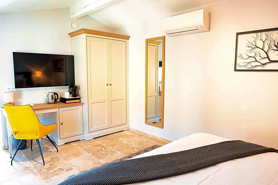 Domaine Ribiera, Hotel 5 Etoiles, SPA & Golf - Forcalquier