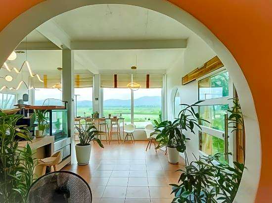 Pavilion Pha Leuang & Bungalows