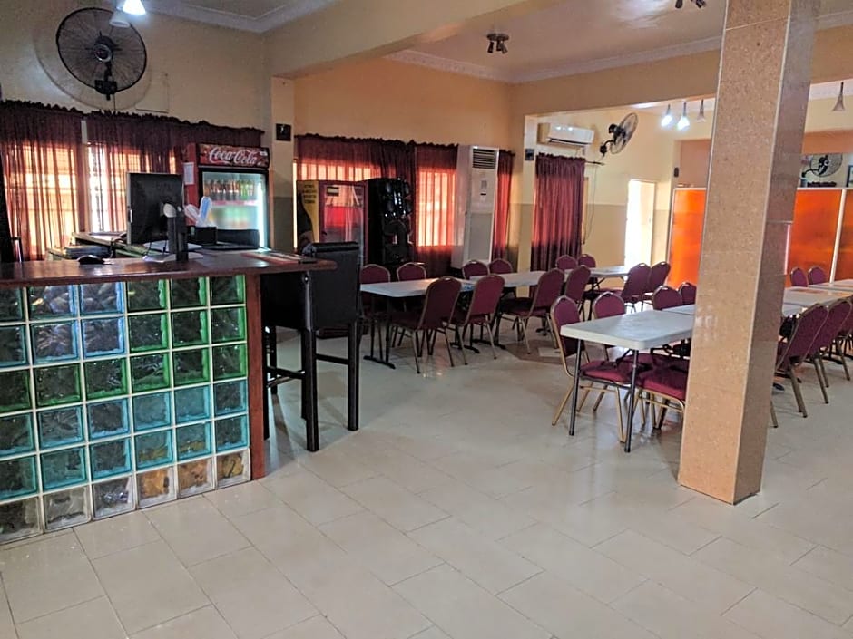 Whitehouse Hotel and Conference Centre