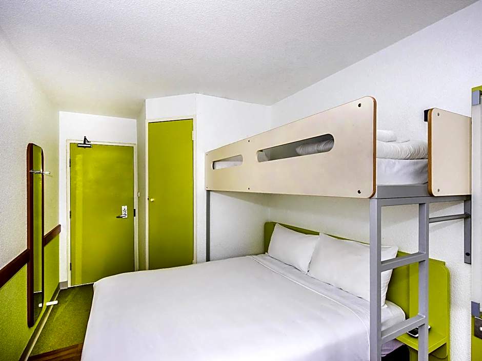 Ibis Budget St Peters