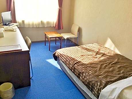 Semi-Double Bed Non-Smoking