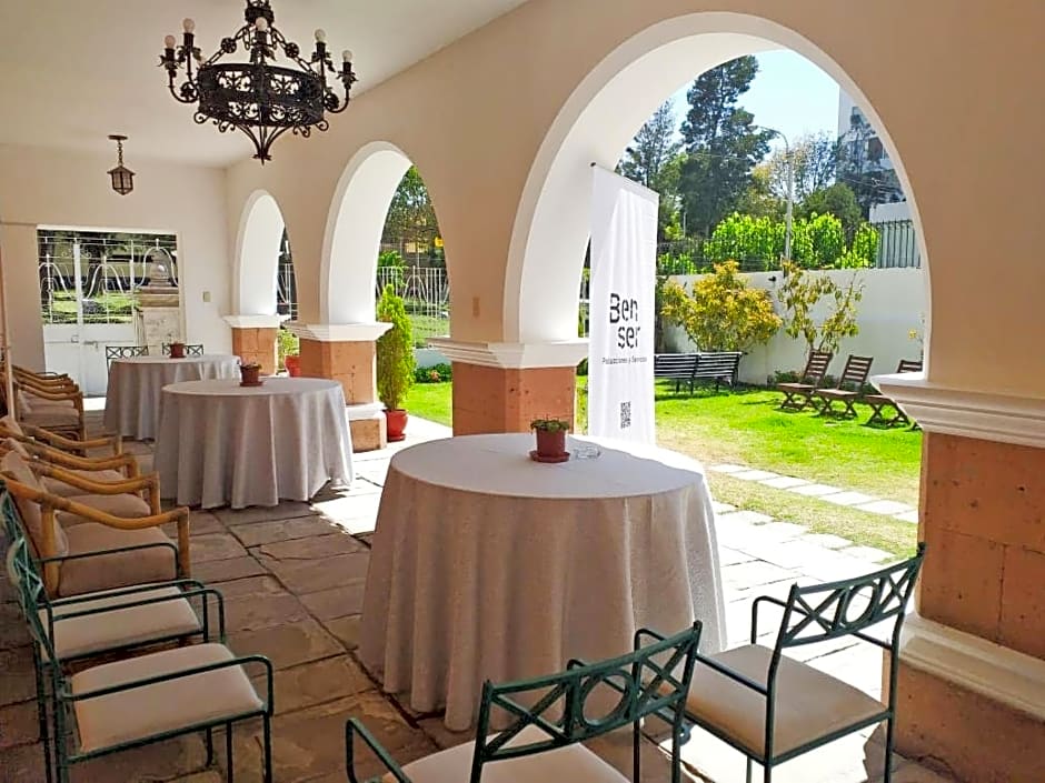 Casa Campo Suites & Convenciones