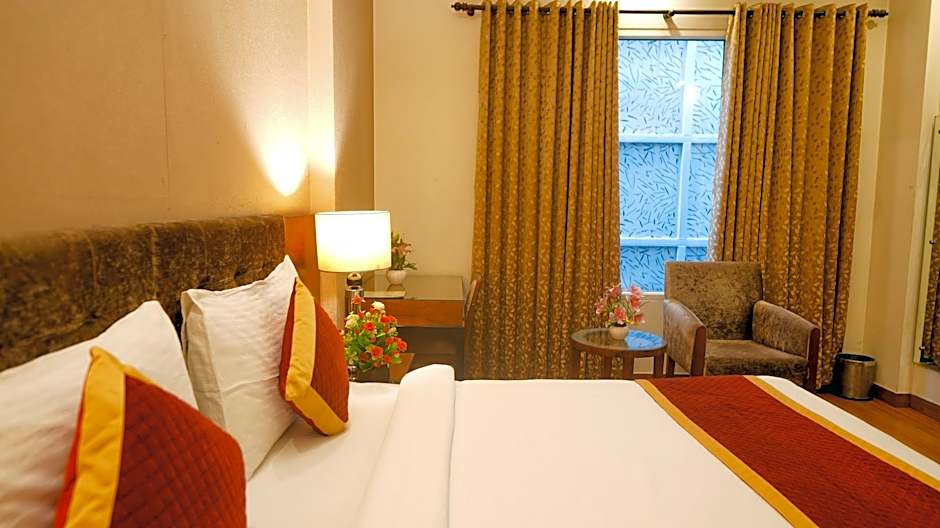 Alpina Hotels & Suites