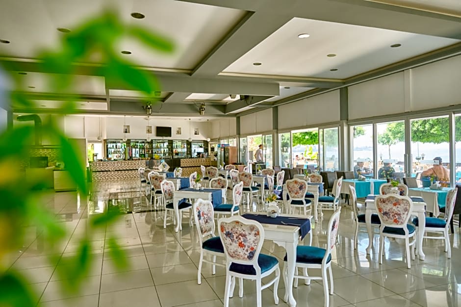 Clover Magic Nova Beach