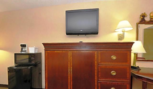 Americas Best Value Inn Smithfield