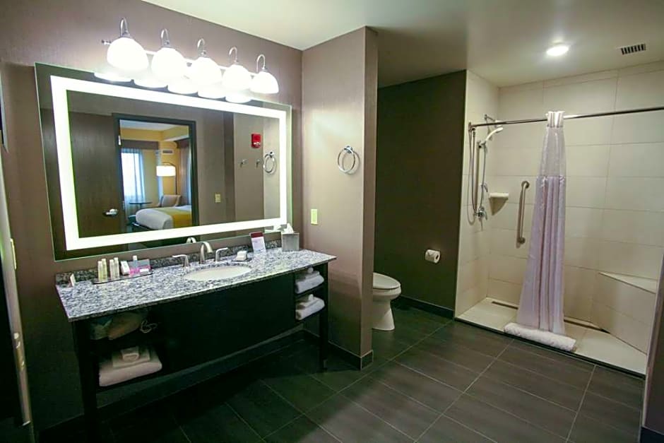 DoubleTree by Hilton Bemidji