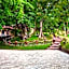 Hill Garden Hotel