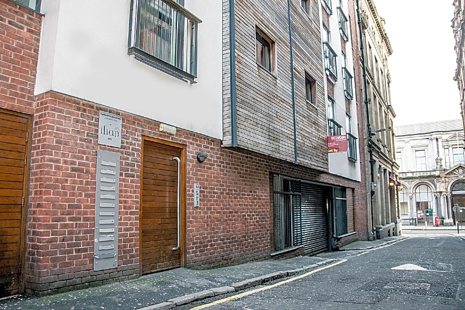 Base Serviced Apartments - Cumberland Street