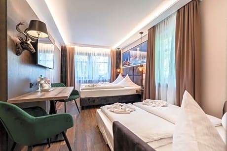 Premium Quadruple Room