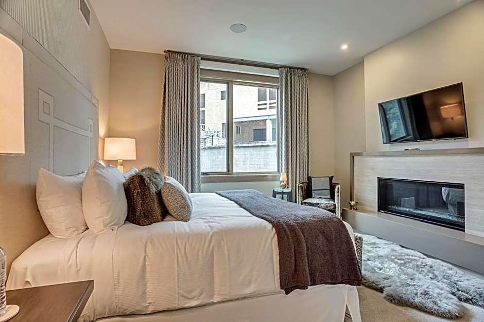 Stein Eriksen Residences