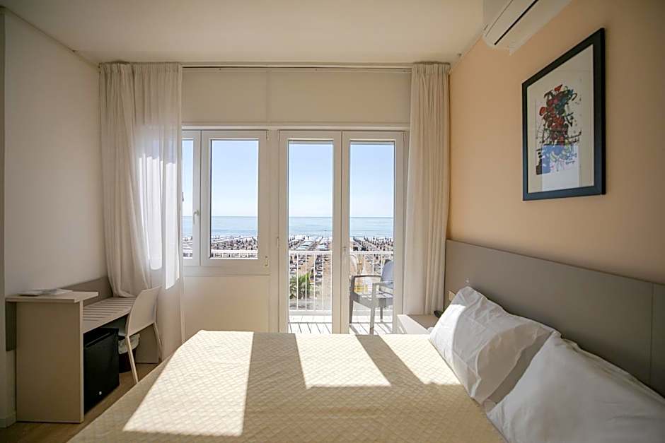 Hotel Boston 3 Stelle Superior Frontemare
