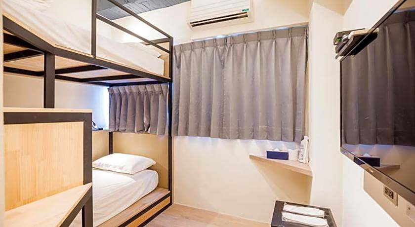 Traveller-Inn Day Moon Hotel