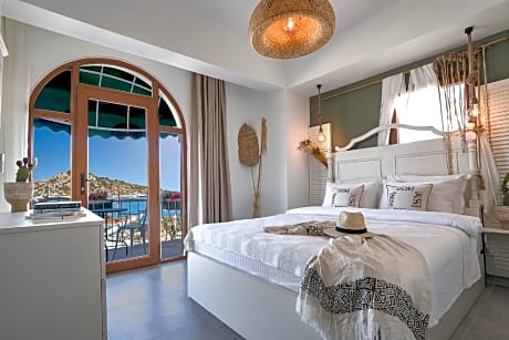 Balcony Beachfront - First Row