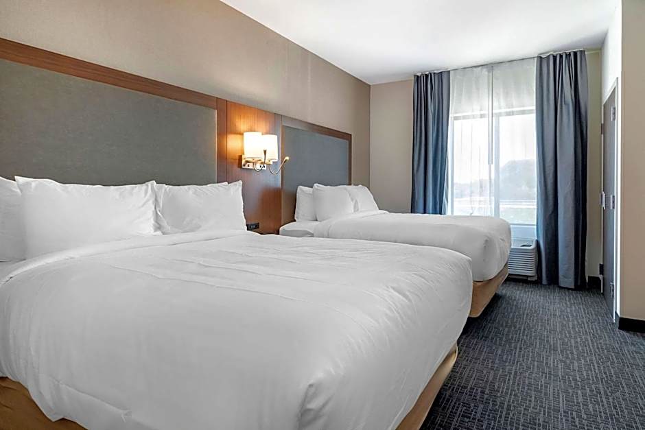 Comfort Suites Grandview - Kansas City