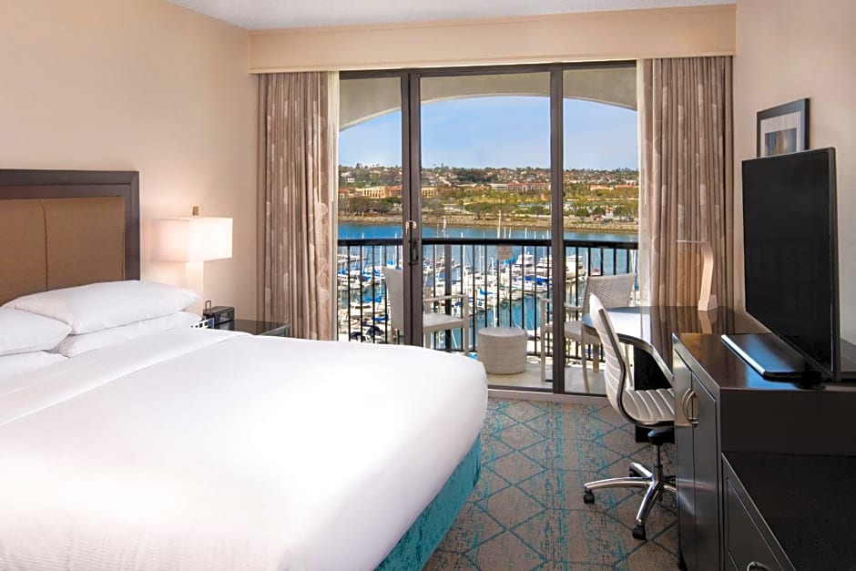 Hilton San Diego Airport/Harbor Island