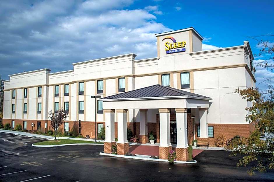 Sleep Inn & Suites Harbour Pointe
