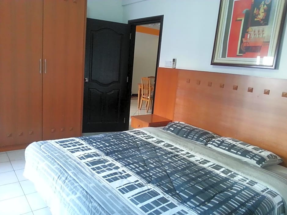 Dorcas Service Apartment - Marina Court