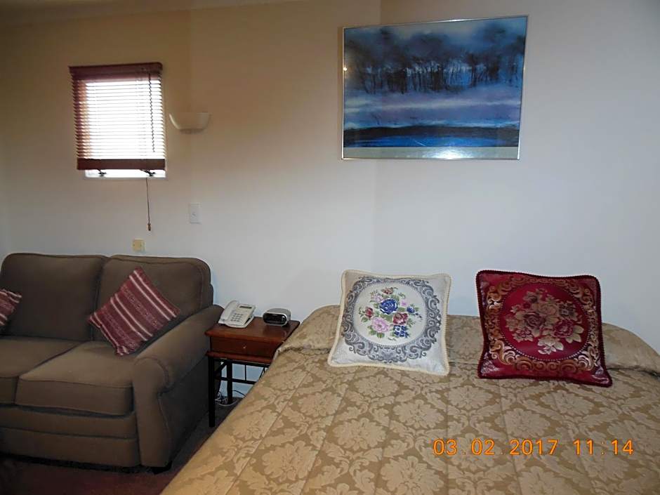 ASURE Camelot Arms Motor Lodge