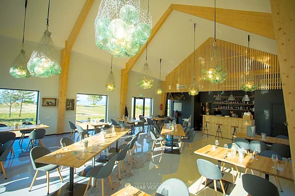 Tulivee Villa