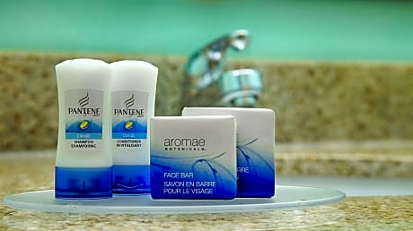 King Room with Bath Tub - Disability Access/Non Smoking