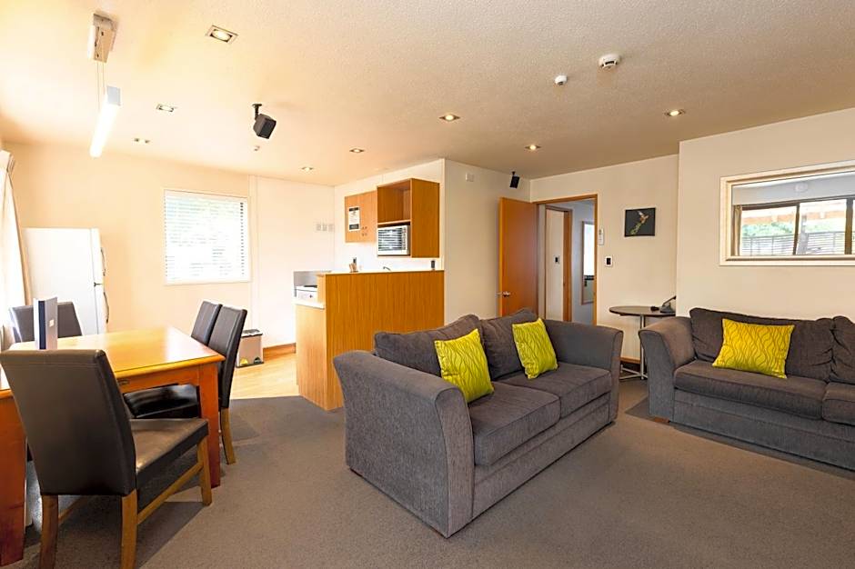 Airport Gateway Motor Lodge