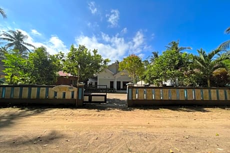 Hotel O Homestay Srikandi Pulau Merah BeachNearPantai Pancer