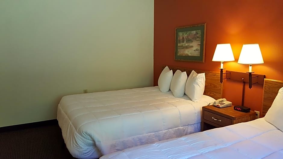 Motel 6 Norway MI