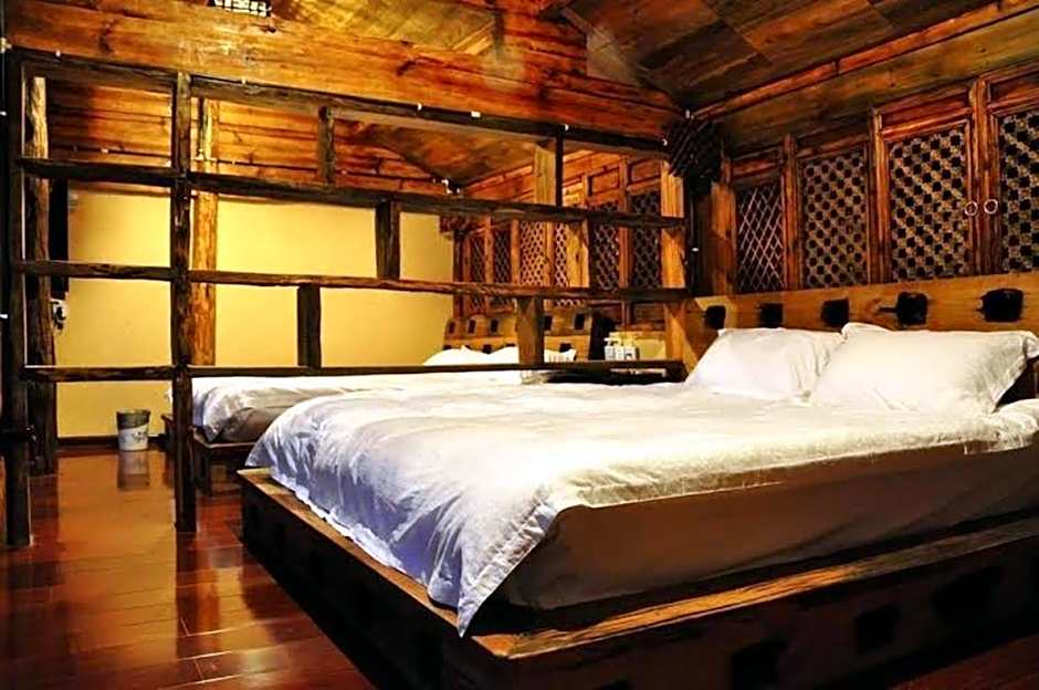 Lijiang Chayuwu Inn