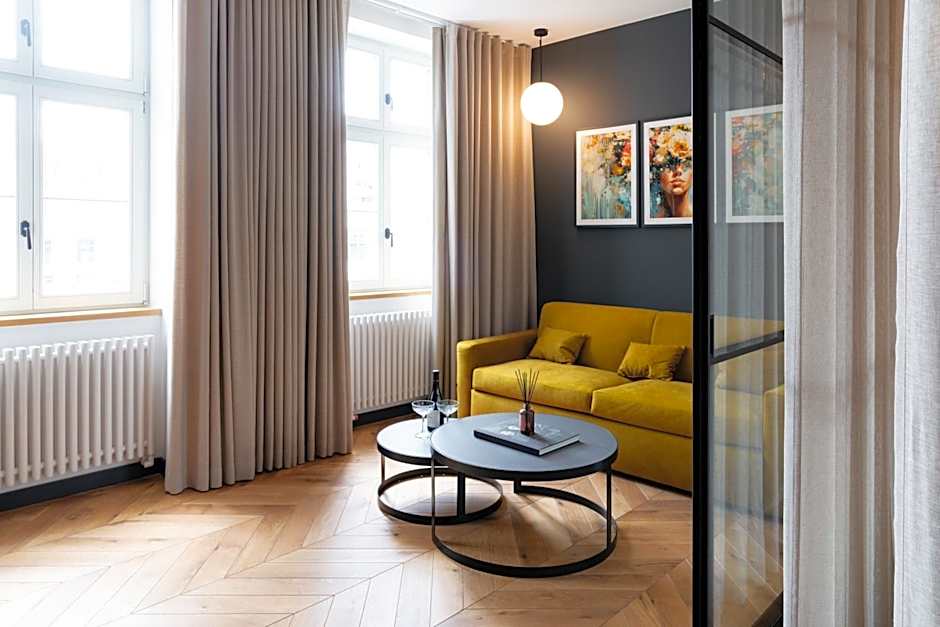 LUXURY Grodzka Apartments - Beautiful Apartments in the Old Town Area, Free Fast Wifi!