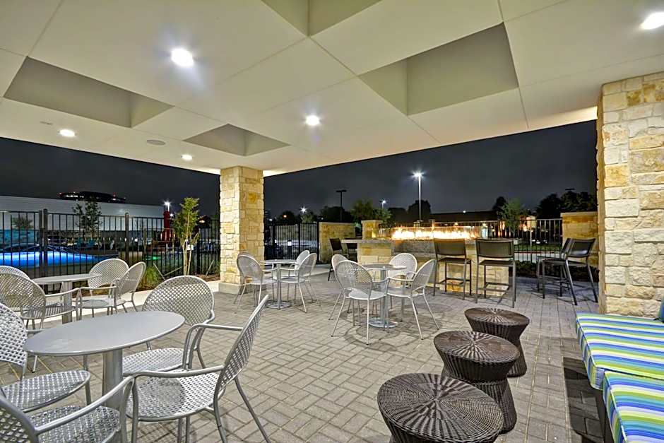 Home2 Suites By Hilton Dallas Addison