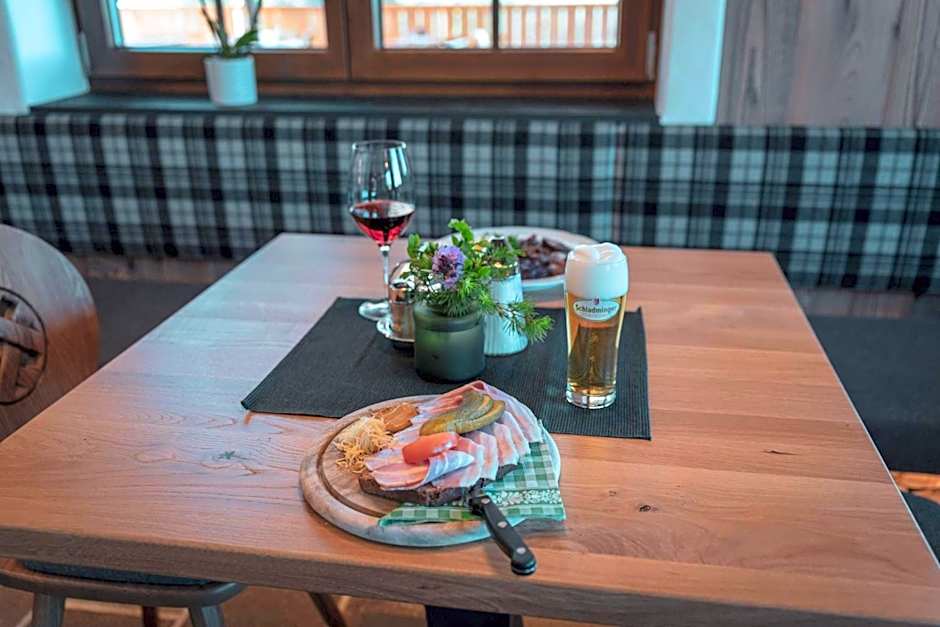 d'Genussalm by Alpine Genusswelten