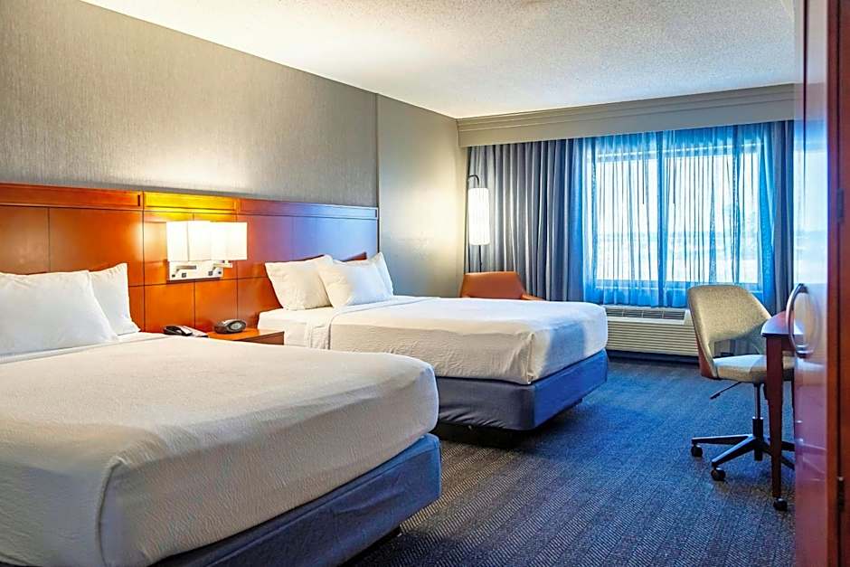 Courtyard by Marriott Biloxi North/D'Iberville