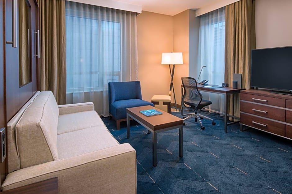 Embassy Suites By Hilton Seattle Downtown Pioneer Square