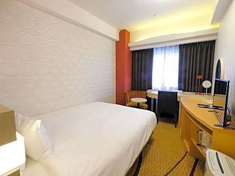 Premiere Double Room with Small Double Bed - Non-Smoking