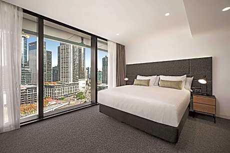 Premium Yarra Room Riverview 