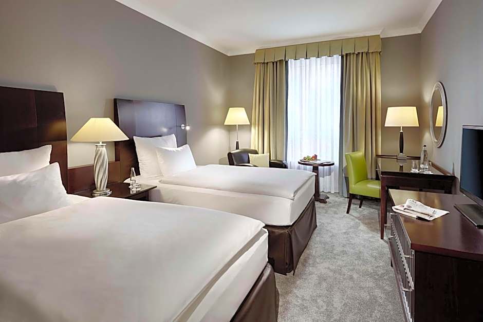 Lindner Hotel Cologne City Plaza, part of JdV by Hyatt
