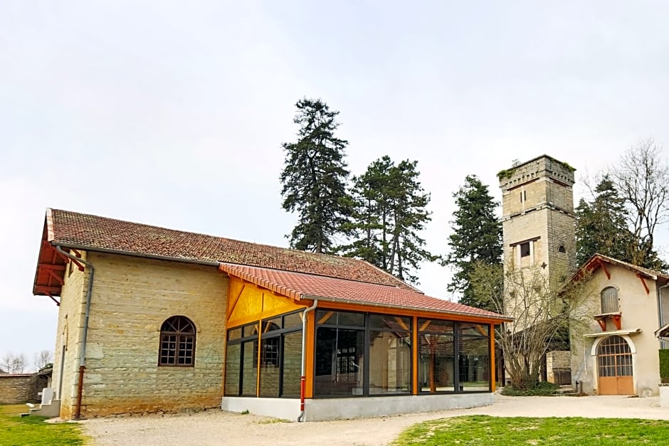 Domaine des Cèdres - Logis Hôtel, Résidence, Gîtes et Insolites