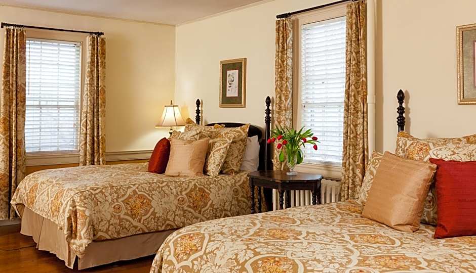 The Inn & Tavern at Meander