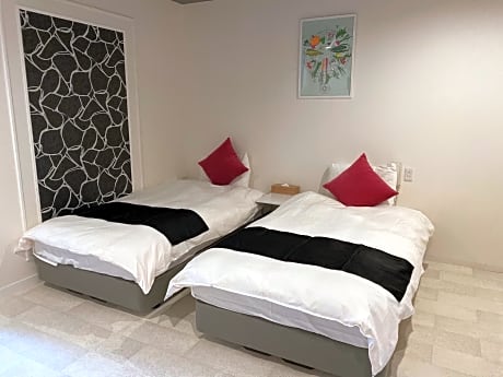 Standard Twin Room for 1 Person