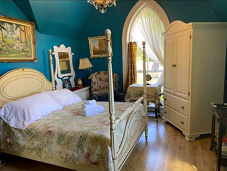 Foto 1 di 4 di Deluxe 1 Queen Bed Suite